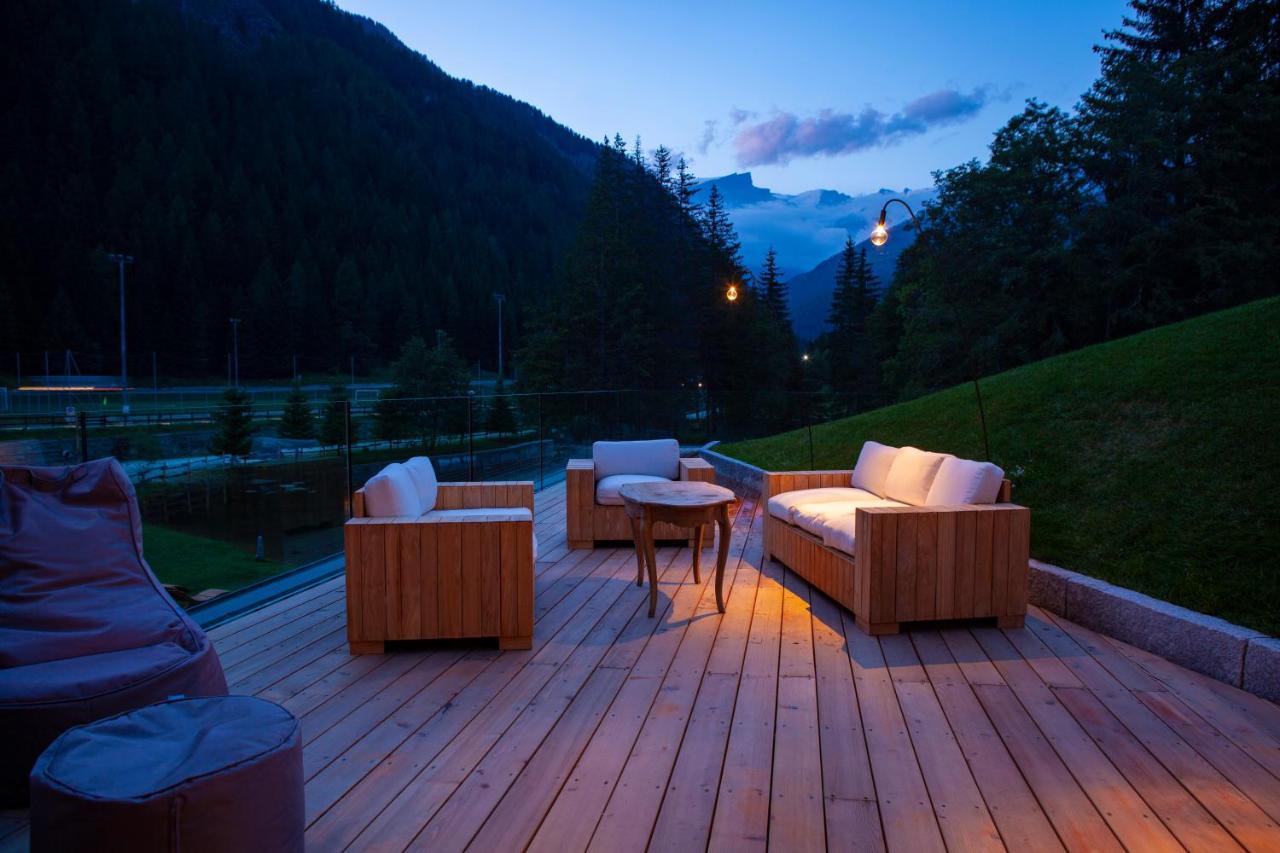 Au Charmant Petit Lac - Ecohotel Parc & Spa Champoluc Exterior photo